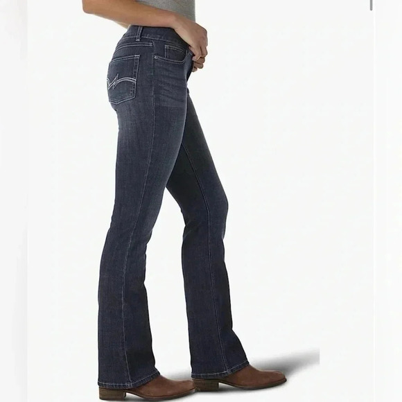 Wrangler Bootcut Stretch Dark Wash Mid Rise Western Denim Jeans 09MWZDO size 13 - Picture 3 of 11